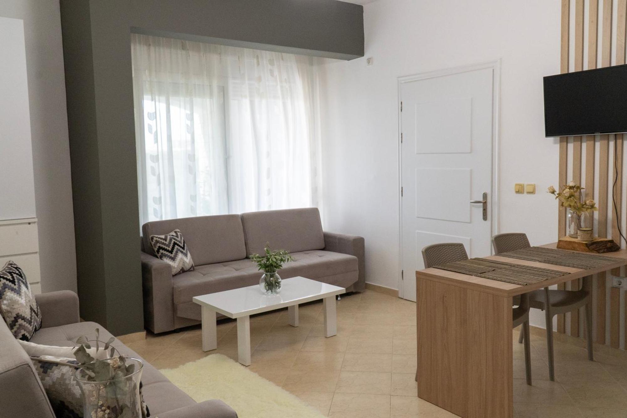 Ostria 2 Appartement Sarandë Kamer foto