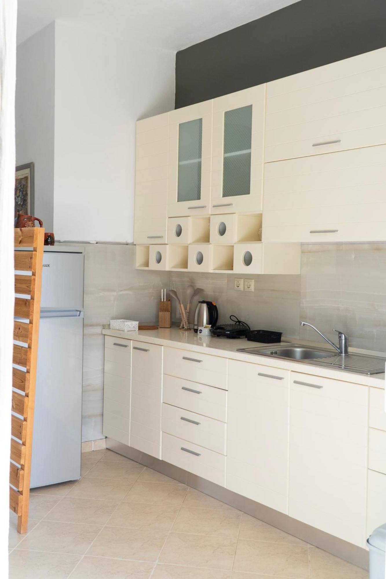 Ostria 2 Appartement Sarandë Buitenkant foto